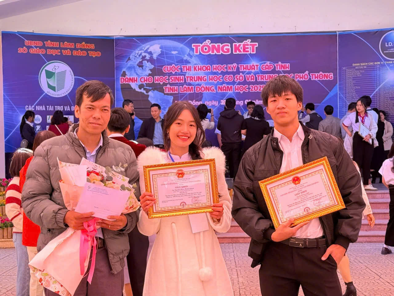 z7463589811987 067d77c759166c69c07f2d2a0991a332