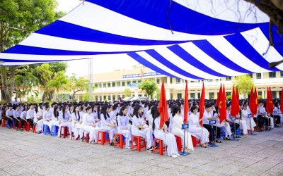 hoc-sinh.jpg